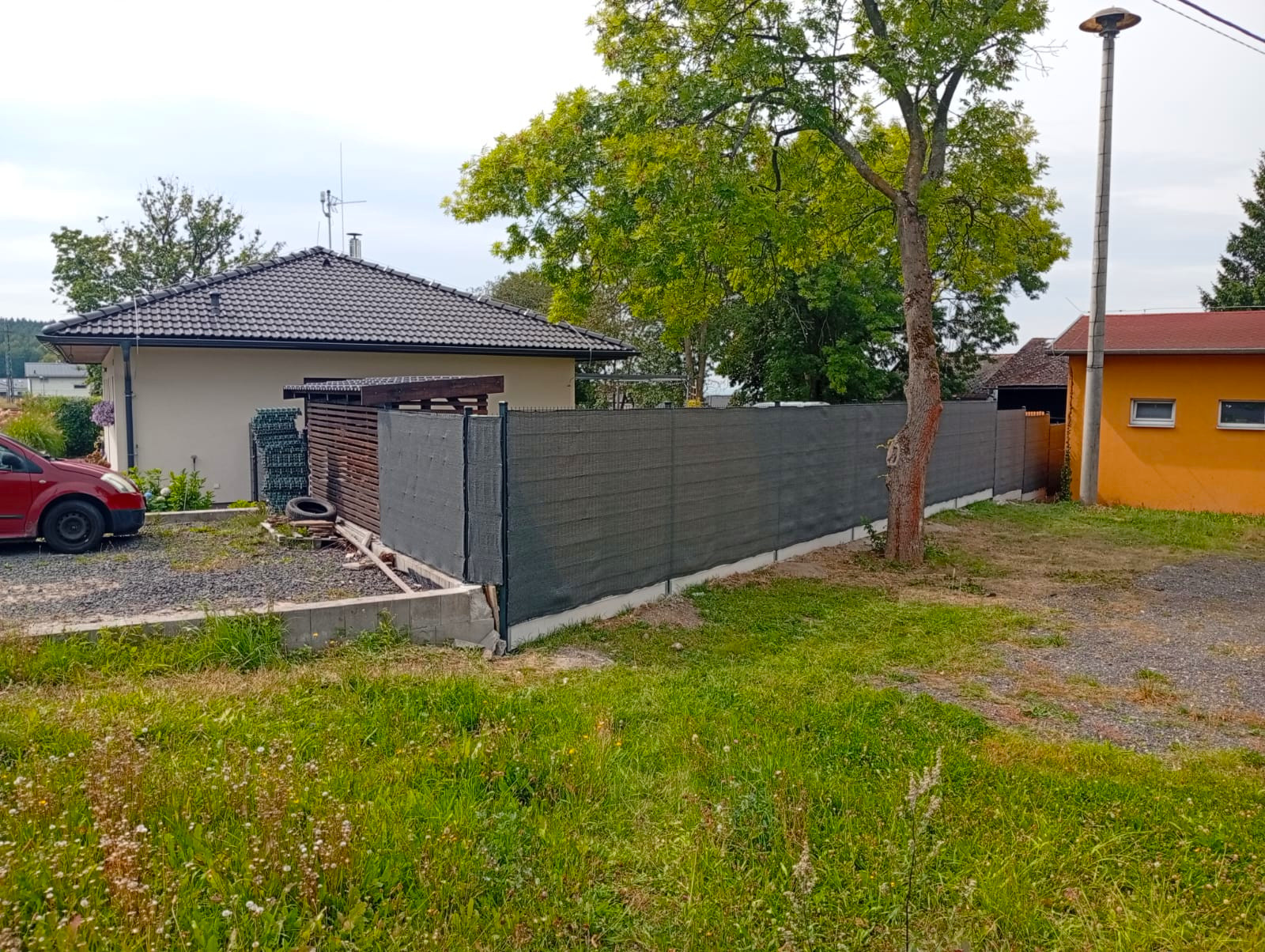 18ec5a18-8628-484c-bc70-618e071335b1